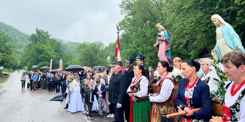 Boże Ciało z poświęconym baldachimem