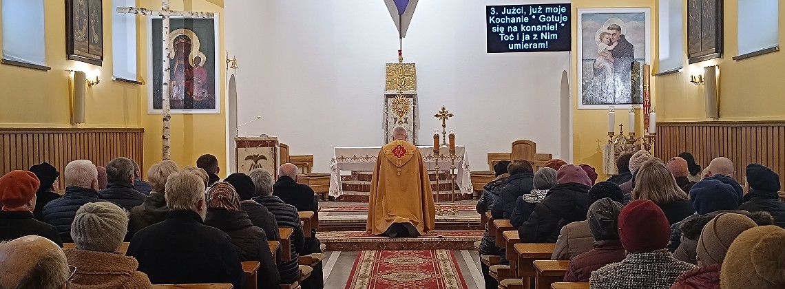 Marcowe piątki w parafii św. Antoniego w Stopnicy-Kątach Starych.