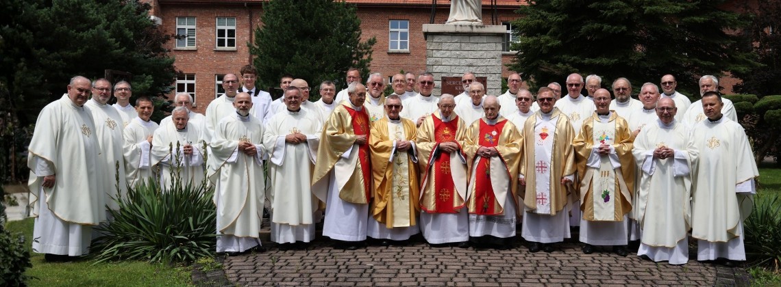 Platynowe, złote i srebrne jubileusze kapłańskie w Stadnikach