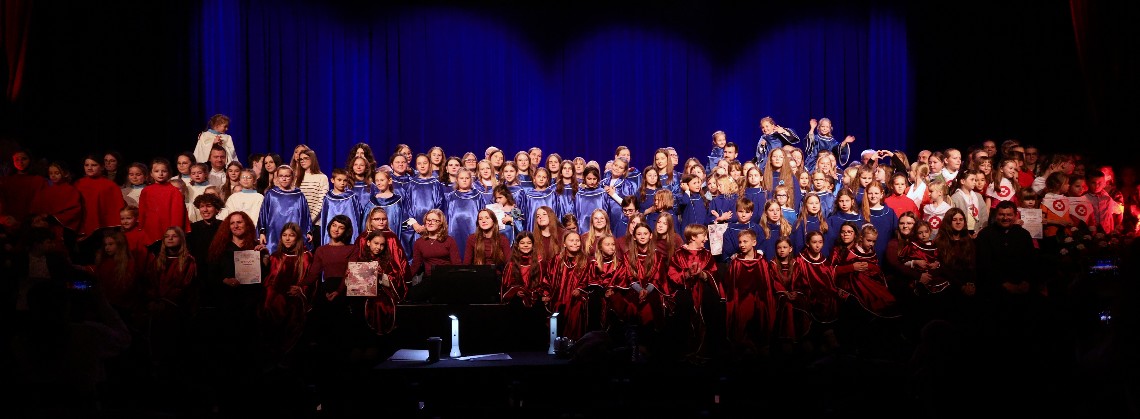 Najlepsze sercańskie schole dziecięce