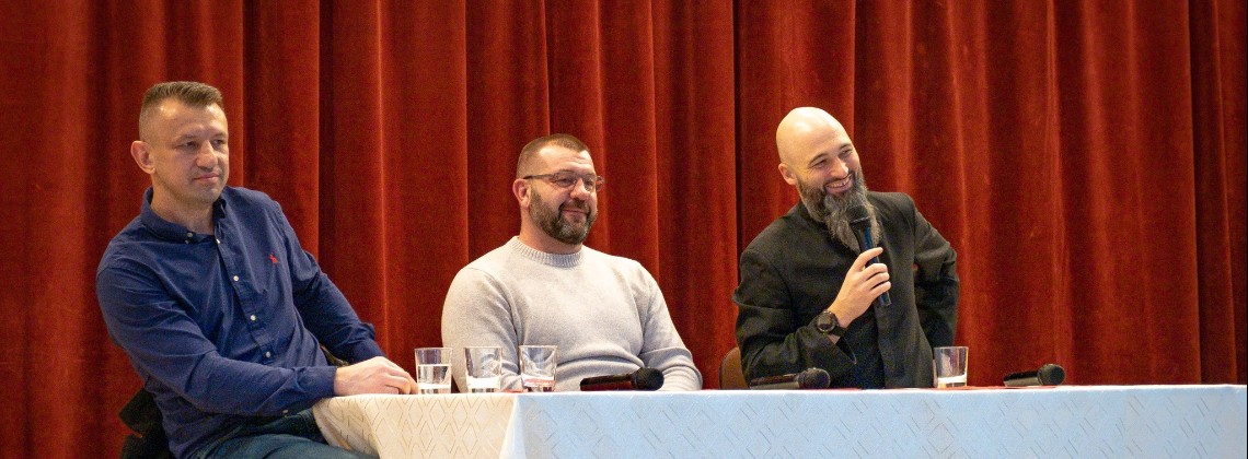Zedrzesz kolana na modlitwie, będziesz najsilniejszy na świecie